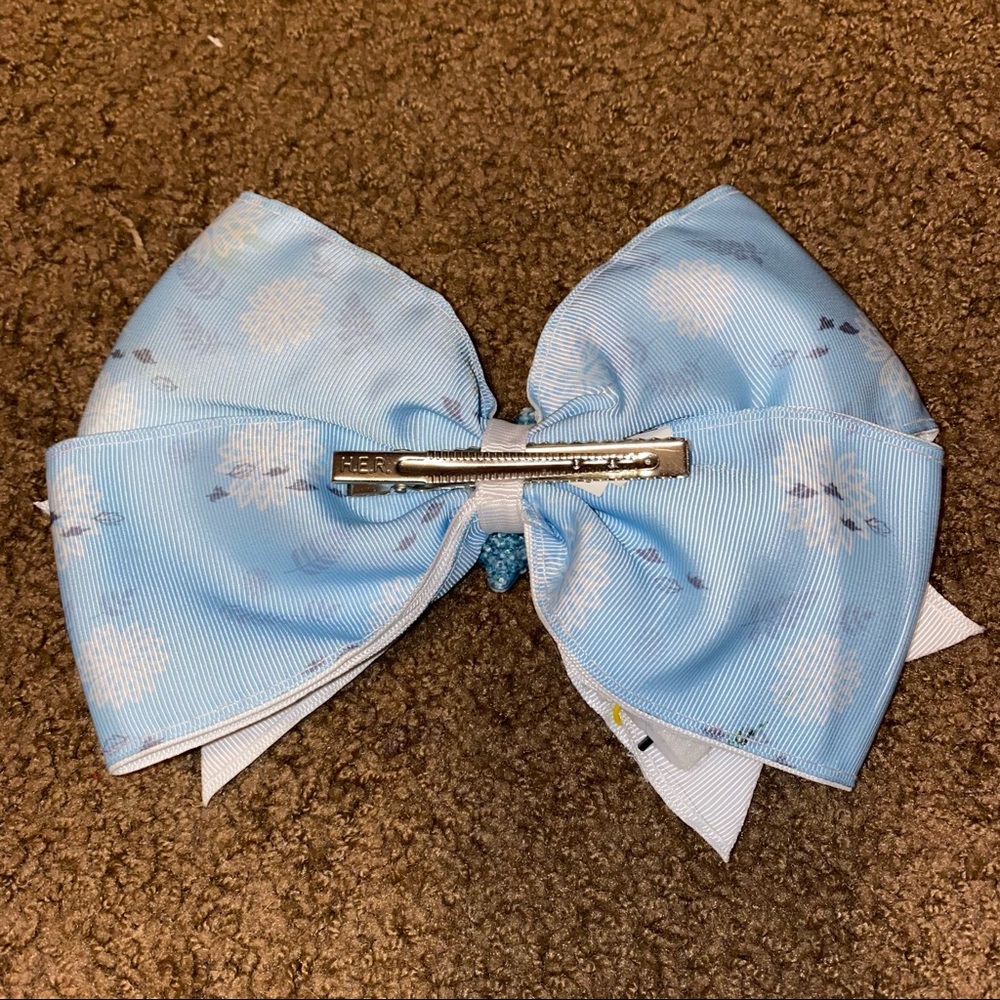 Frozen II Bow - Picture 4 of 5